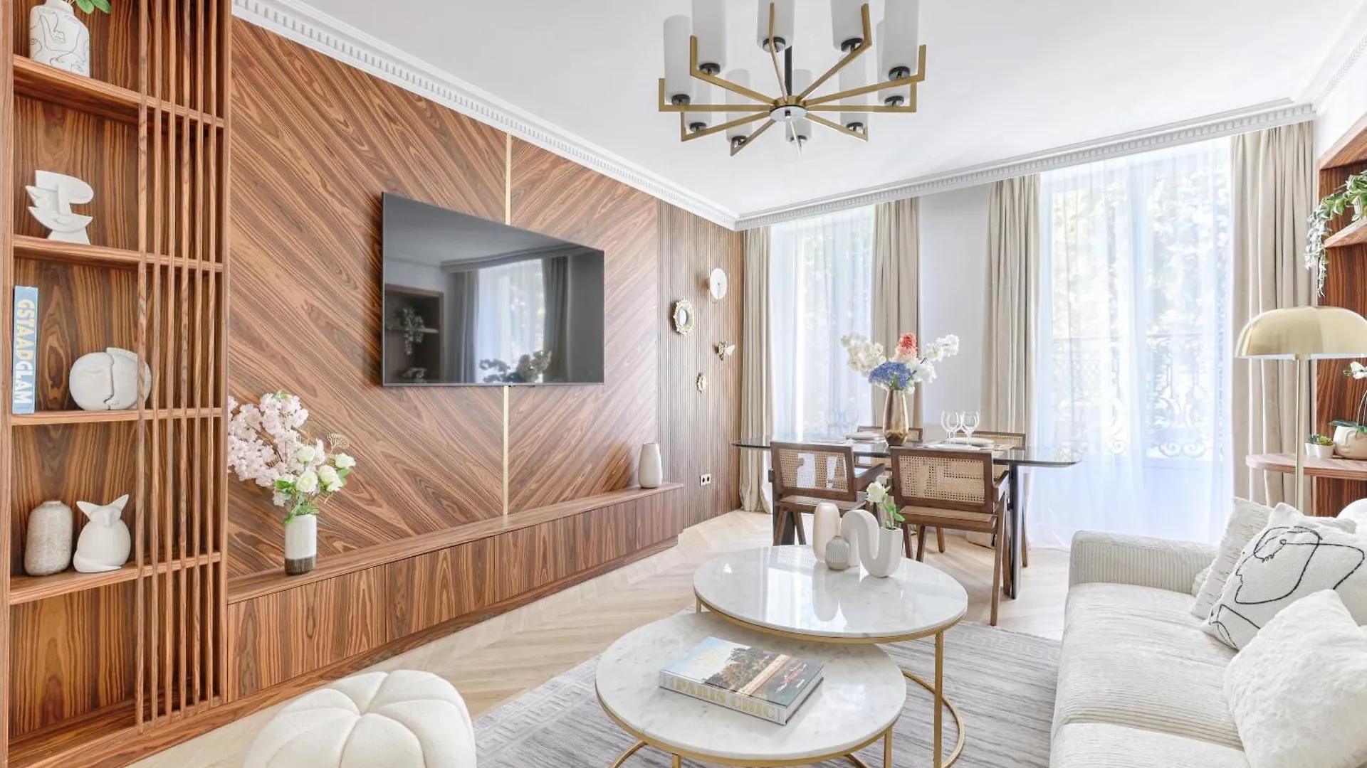 Stunning 2 Bedroom At Montparnasse Paris